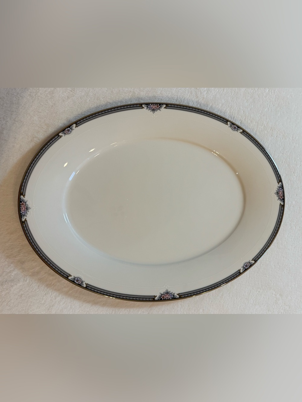 Noritake Halifax 15.5" Oval Serving Platter Fine China Japan EUC Black Band Pink